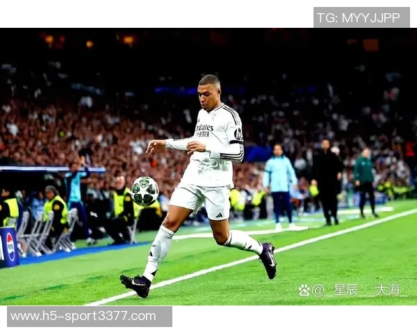 姆巴佩欧冠单场狂轰四球成历史第三人超越梅罗传奇表现引发热议 姆巴佩欧冠单场狂轰四球成历史第三人超越梅罗传奇表现引发热议